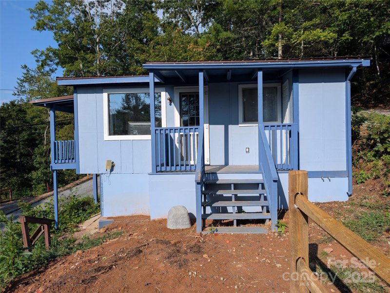 Property image 5 of 260 Oak Ridge Road in Hidden Valley, Hendersonville, NC 28792