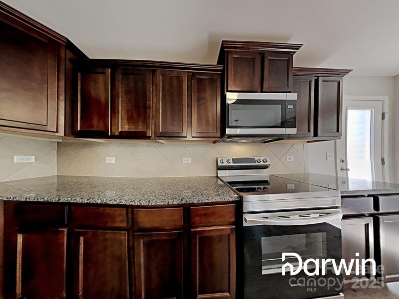 Property image 4 at 103 Meadowcreek Village Drive, Locust, NC 28097