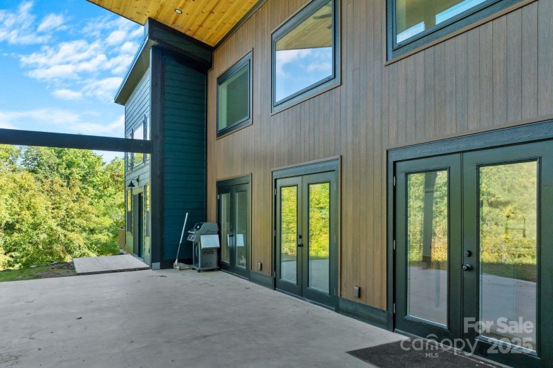 Property image 5 of 42 S Feather Falls Trail in Catawba Falls Preserve, Old Fort, NC 28762