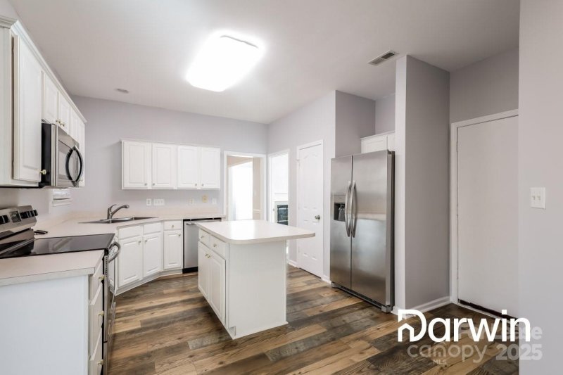 Property image 3 of 16133 Wrights Ferry Road in Steelecroft Place, Charlotte, NC 28278