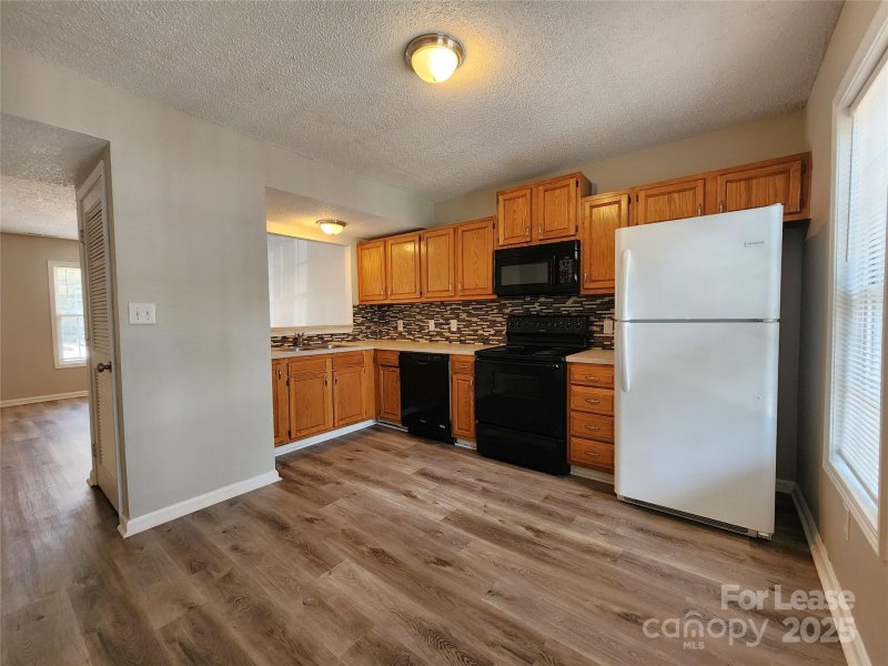 Property image 4 at 268 Southcircle Drive, Concord, NC 28027