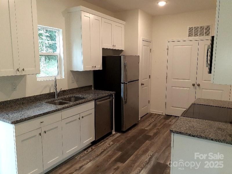 Property image 5 of 224 Nelson Avenue in Oakview Terrace, Charlotte, NC 28216