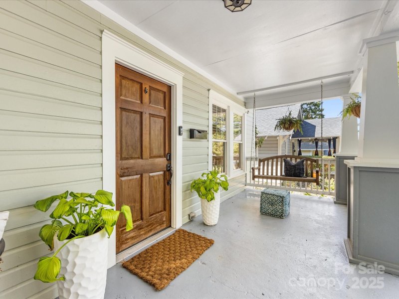 Property image 3 at 816 E 20th Street, Charlotte, NC 28205