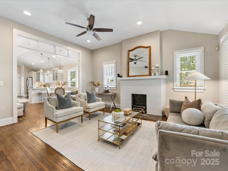 Property image 5 at 816 E 20th Street, Charlotte, NC 28205