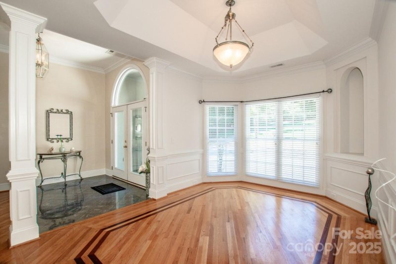 Property image 4 of 214 Wildwood Cove Drive in Wildwood Cove, Mooresville, NC 28117