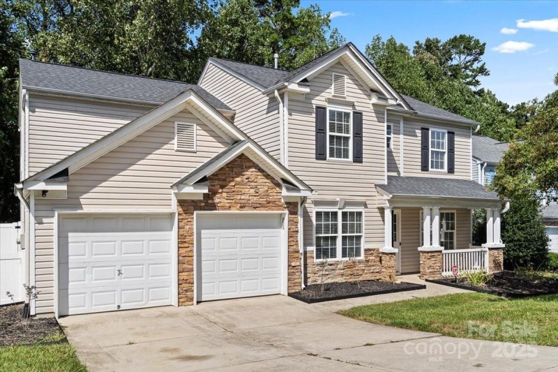 Property image 3 at 2008 Waters Trail Drive, Charlotte, NC 28216