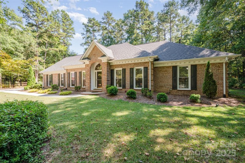 Property image 4 of 1509 Heather Lane in Yorkshire, Monroe, NC 28110