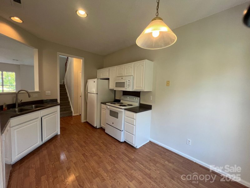 Property image 4 of 11931 Old Timber Road in Rolling Oaks, Charlotte, NC 28269