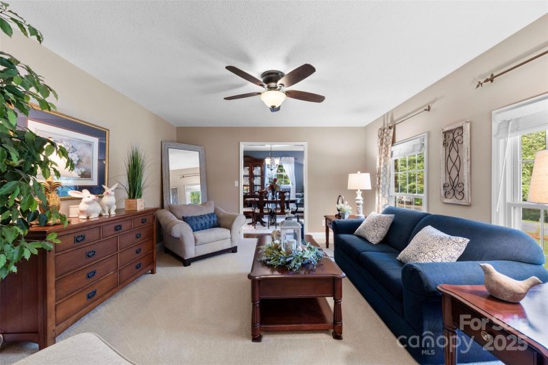 Property image 4 at 2413 Essen Lane, Gastonia, NC 28054