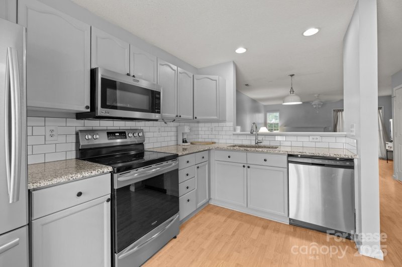 Property image 5 at 2210 Cigar Court, Charlotte, NC 28273
