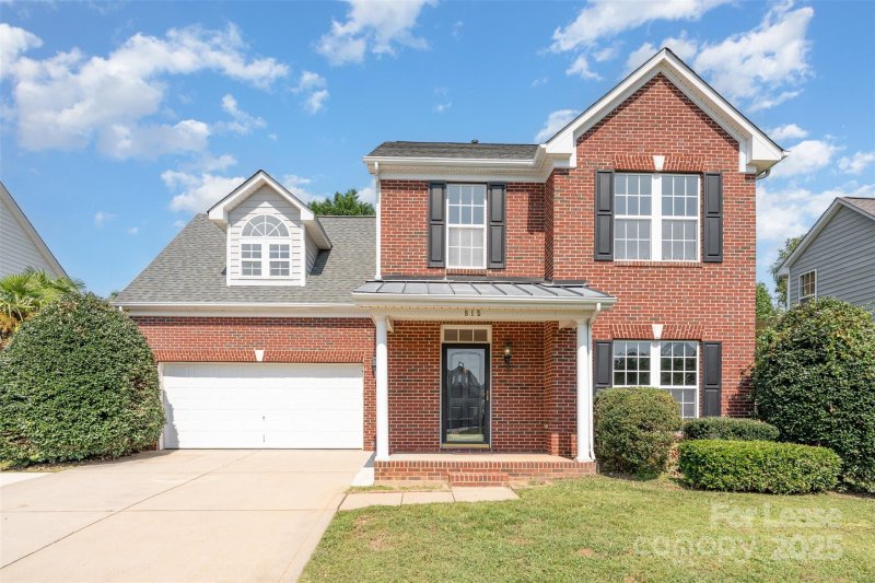 815 Haymarket Place