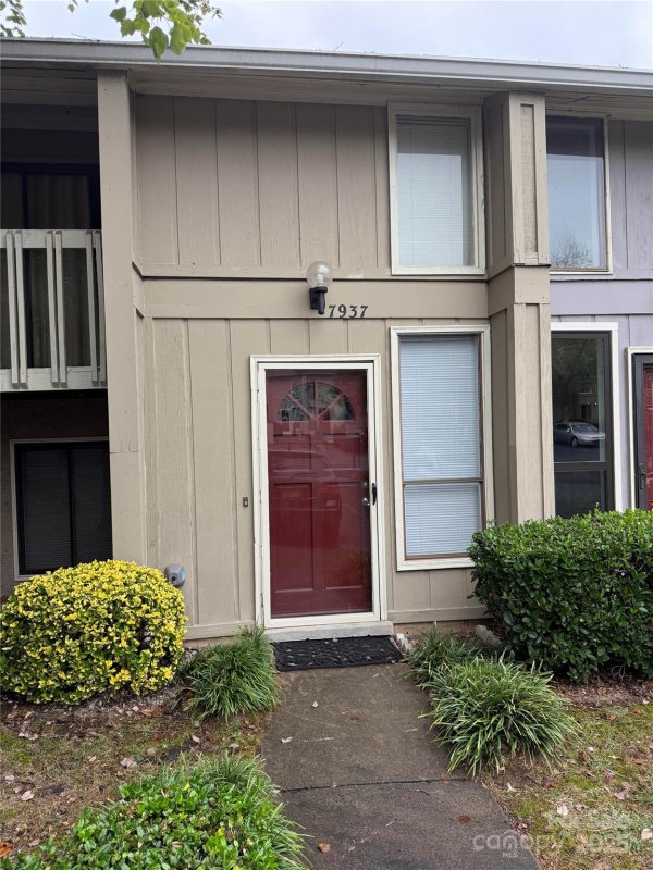 7937 Charter Oak Lane