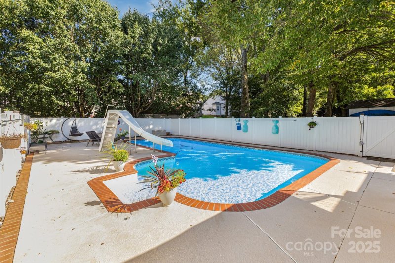 Property image 2 of 4760 Lauren Glen Street in Covington, Concord, NC 28027