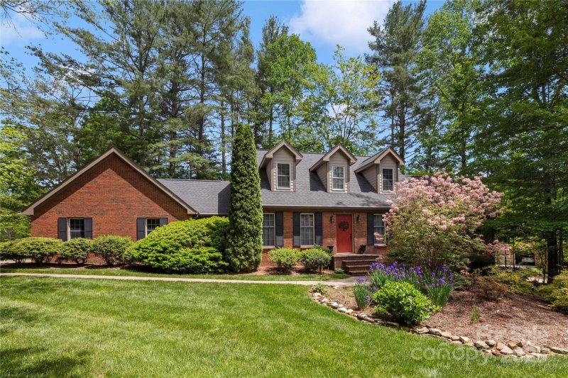 Property image 2 of 2 White Rock Court in Glen Cove, Arden, NC 28704