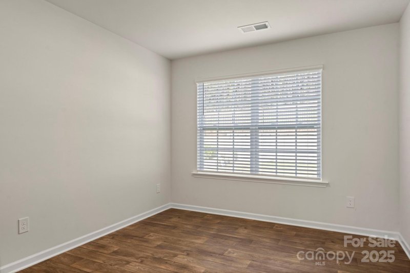 Property image 5 of 1331 Mifflin Lane in The Mills at Long Creek, Dallas, NC 28034