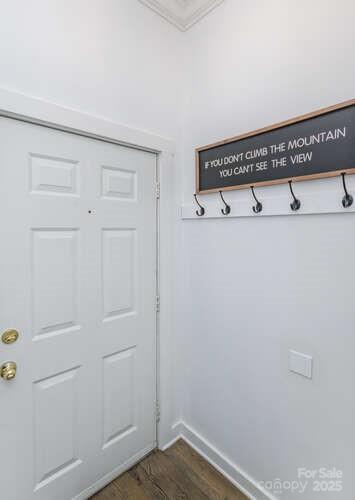 Property image 3 of 426 Windswept Drive in Windswept, Asheville, NC 28801