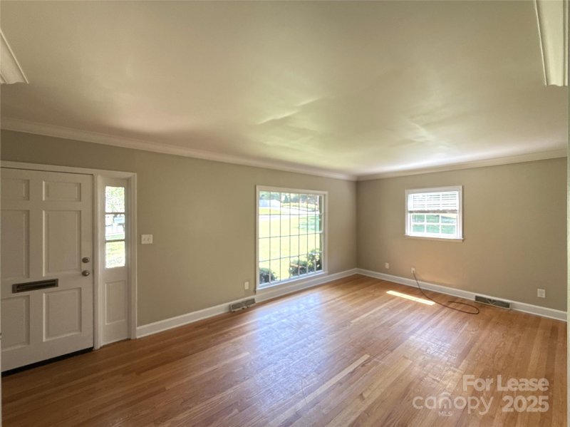 Property image 3 at 1127 Queensgate Street, Gastonia, NC 28054