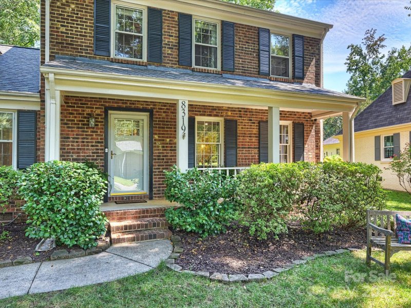 Property image 3 at 8319 Braeside Court, Charlotte, NC 28270