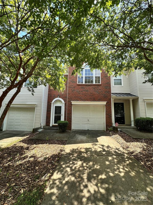 Property image 2 of 5220 Glenlea Walk Lane in Glenlea Park, Charlotte, NC 28216