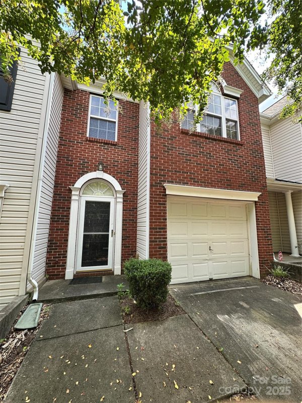 Property image 3 of 5220 Glenlea Walk Lane in Glenlea Park, Charlotte, NC 28216