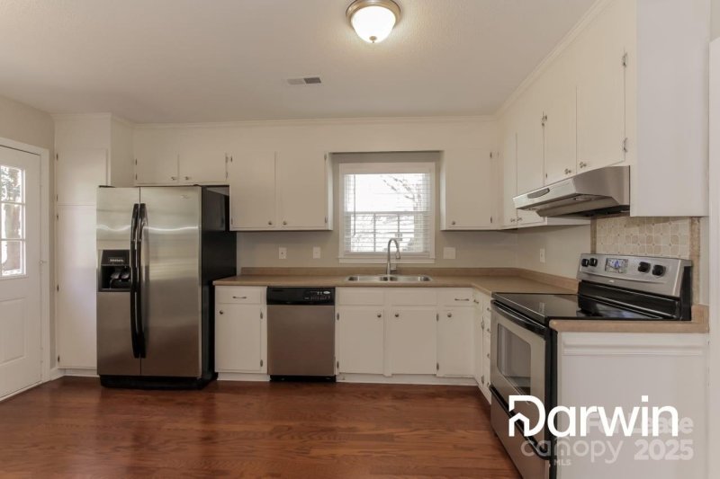 Property image 2 at 1009 Falls Church Road, Charlotte, NC 28270