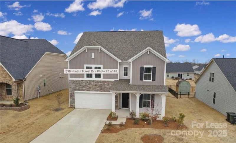 Property image 2 of 539 Hunton Forest Drive in Hunton Forest, Concord, NC 28027