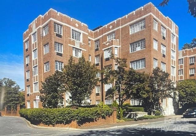 The Poplar, Charlotte Community