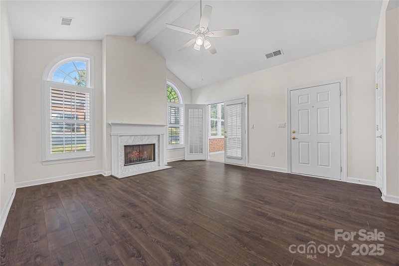 Property image 3 at 8426 Windsor Ridge Drive, Charlotte, NC 28277