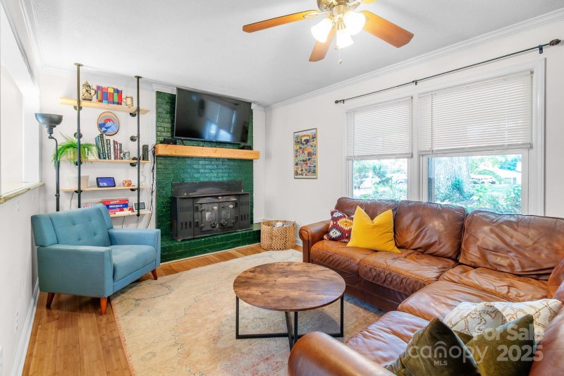 Property image 5 of 1116 Westover Circle in Westover, Rock Hill, SC 29732