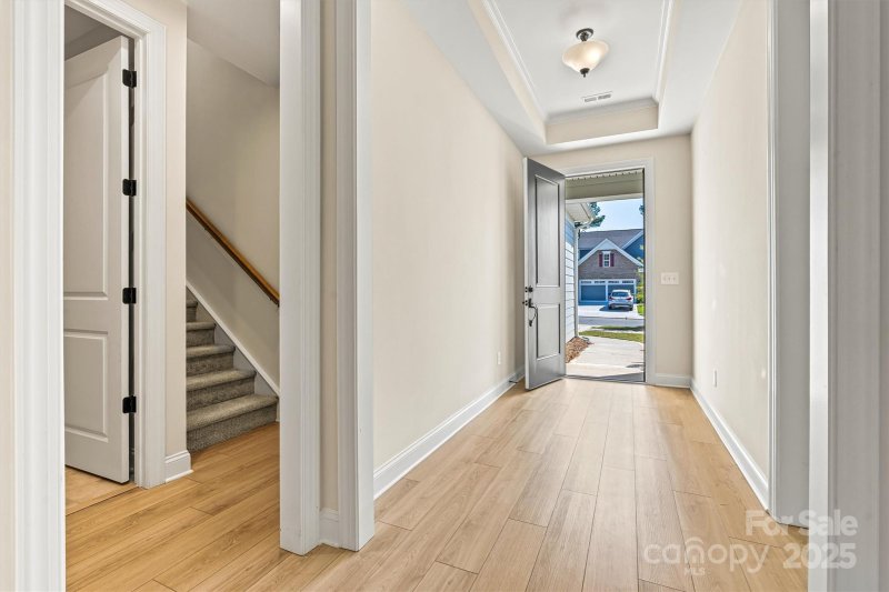 Property image 5 of 7332 Jolly Brook Drive in Cresswind, Charlotte, NC 28215