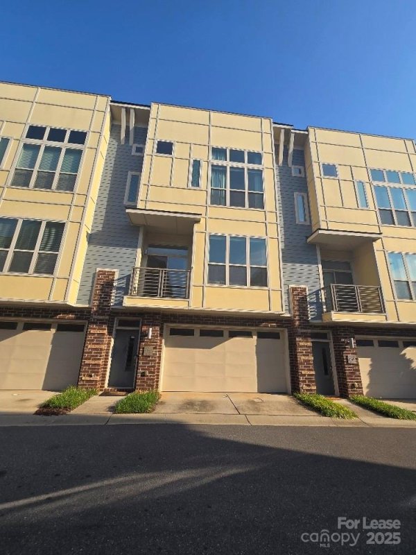 Property image 2 at 3343 Bessemer Street, Charlotte, NC 28205