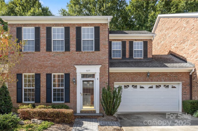 Property image 2 of 9177 Bonnie Briar Circle in Bonnie Briar, Charlotte, NC 28277