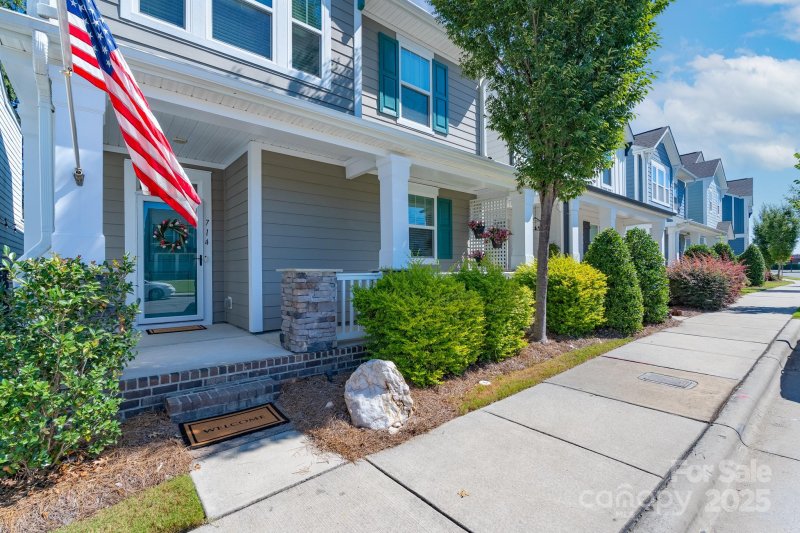 Property image 3 of 714 Lyndon Station Drive in Chadwick Park, Pineville, NC 28134