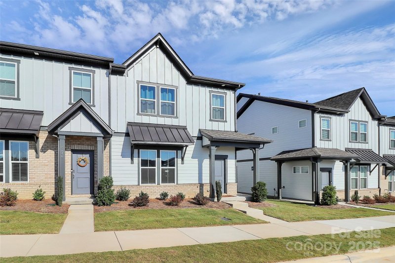 Property image 4 of 5840 Coulee Lane in Terraces at Farmington, Charlotte, NC 28215