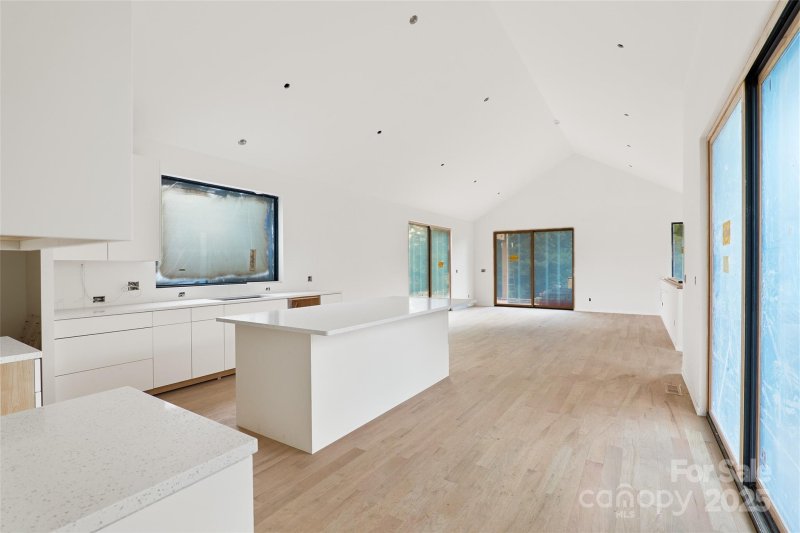 Property image 4 of 511 Wilma Dykeman Trail in Olivette, Asheville, NC 28804