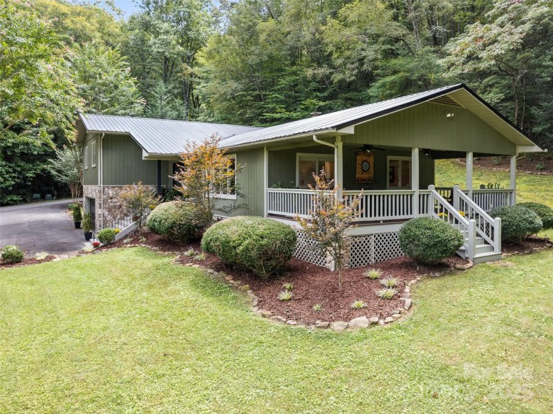 Property image 3 at 316 Paw Paw Cove, Sylva, NC 28779