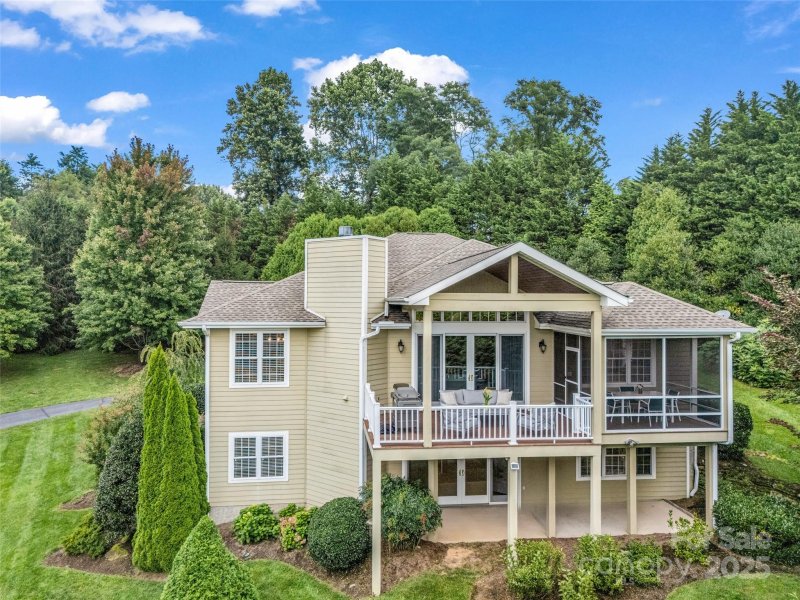 Property image 5 at 102 Pinnacle Peak Lane, Flat Rock, NC 28731