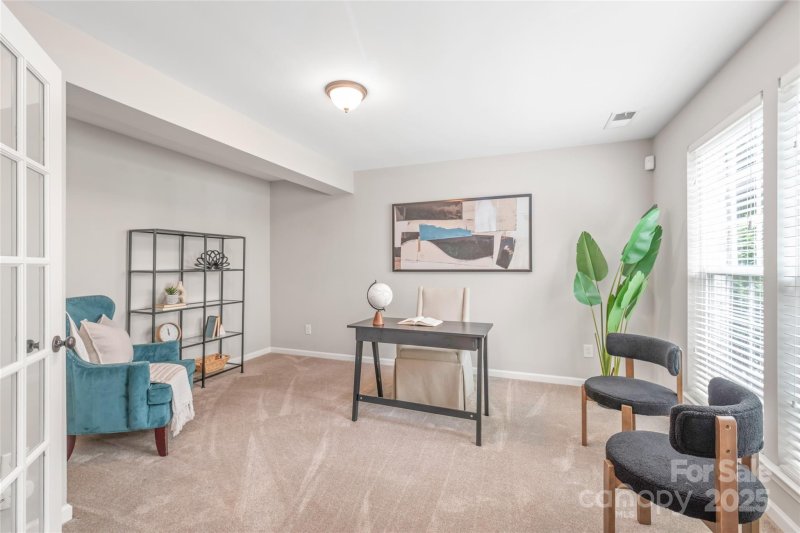 Property image 5 of 241 N Irwin Avenue in Fourth Ward, Charlotte, NC 28202