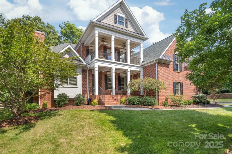 3301 Mcpherson Street