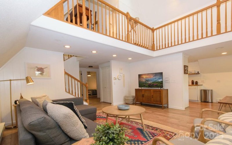 Property image 3 of 205 Spring Branch Road in Charter Hills, Beech Mountain, NC 28604