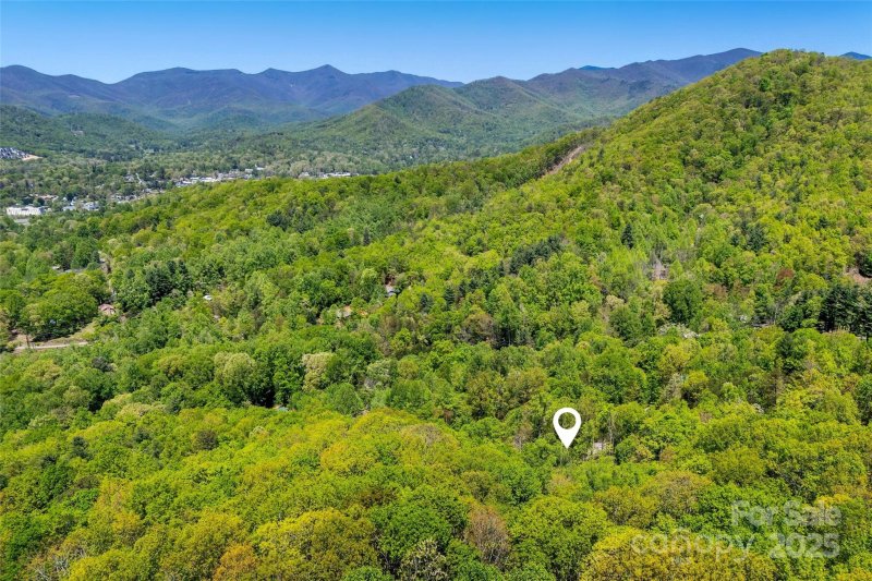 Property image 3 of Tbd Hunting Lodge Drive in Hunting Lodge Acres, Black Mountain, NC 28711