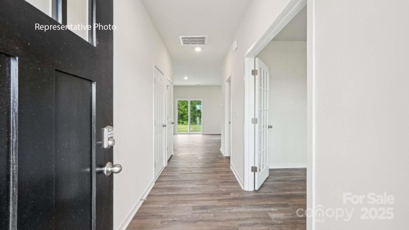 Property image 2 of 672 14th Avenue Court in The Hamptons at Hickory, Hickory, NC 28601