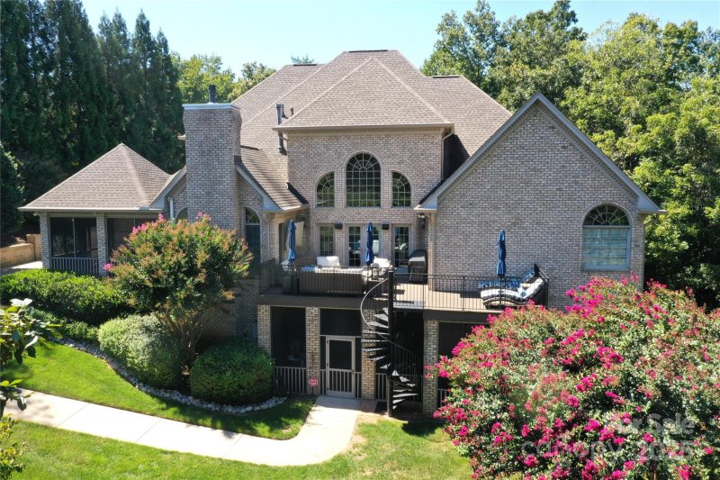 Property image 3 of 3996 Deer Run Drive in Rock Barn, Conover, NC 28613