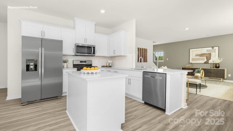 Property image 4 of 676 14th Avenue Court in The Hamptons at Hickory, Hickory, NC 28601