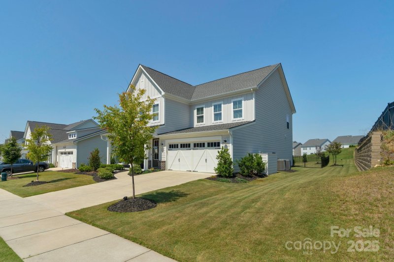 Property image 4 of 4417 Tournette Drive in Ridgecrest, Fort Mill, SC 29707