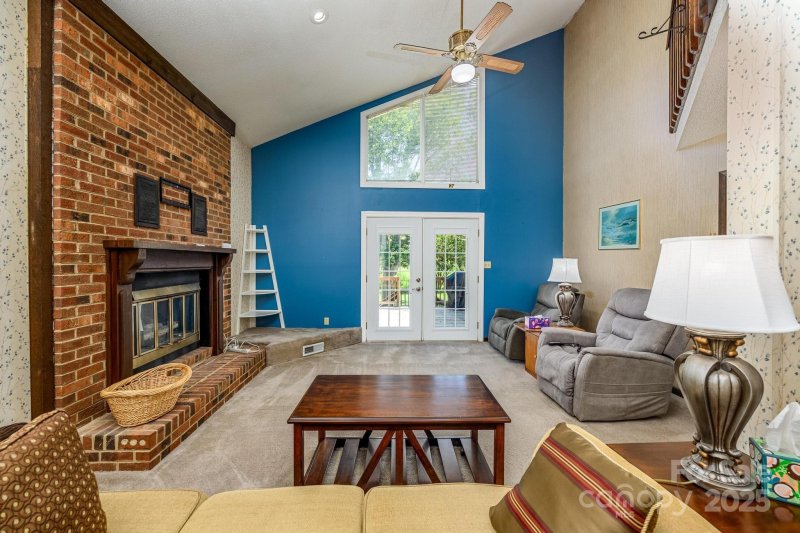 Property image 4 of 195 Sundown Road in Idlewood Harbor, Mooresville, NC 28117