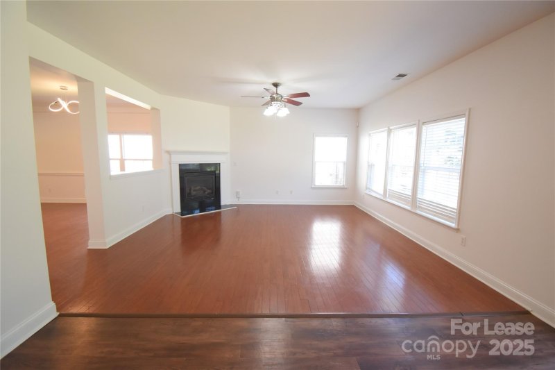 Property image 3 of 6728 Evanton Loch Road in Berewick, Charlotte, NC 28278