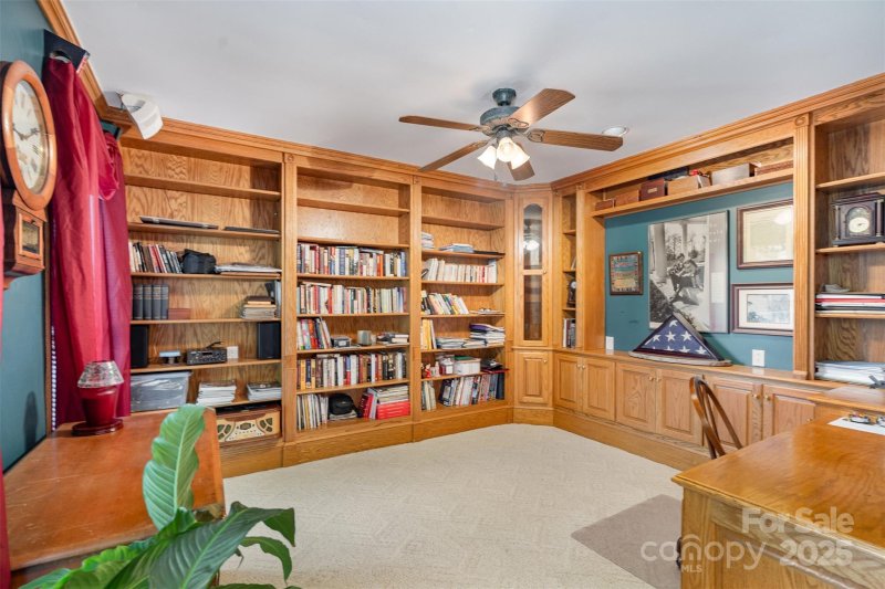 Property image 5 at 4008 Pinecrest Drive, Hickory, NC 28601