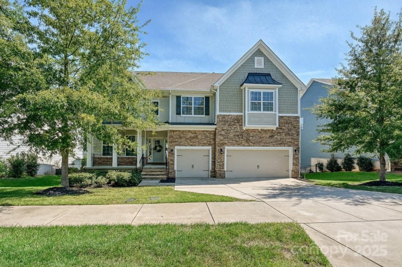 LakeWalk, Mooresville Community