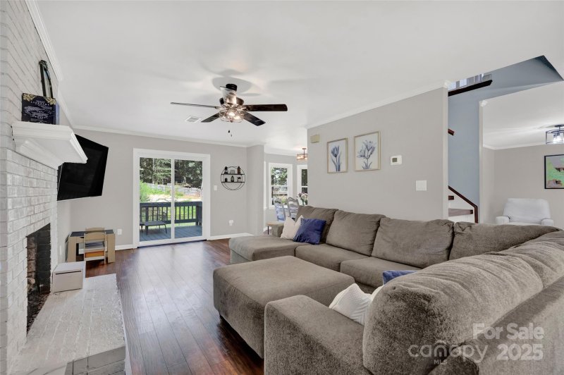 Property image 4 at 100 Interlaken Place, Huntersville, NC 28078